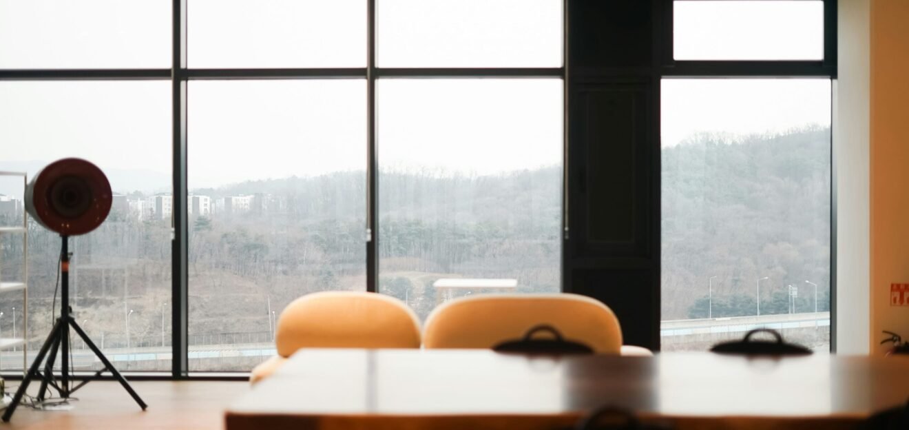 jiran-family-JjU68ibiBMs-unsplash (1)