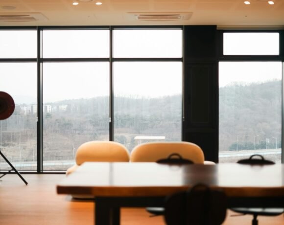 jiran-family-JjU68ibiBMs-unsplash (1)